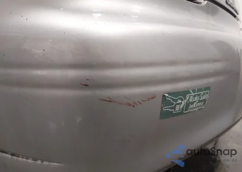 2000 Pontiac Grand Prix Gt z USA, uszkodzony, nr VIN 1G2WP52K1YF190986